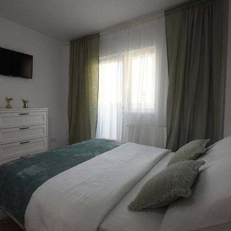 Ketal Apartment Брашов Екстериор снимка