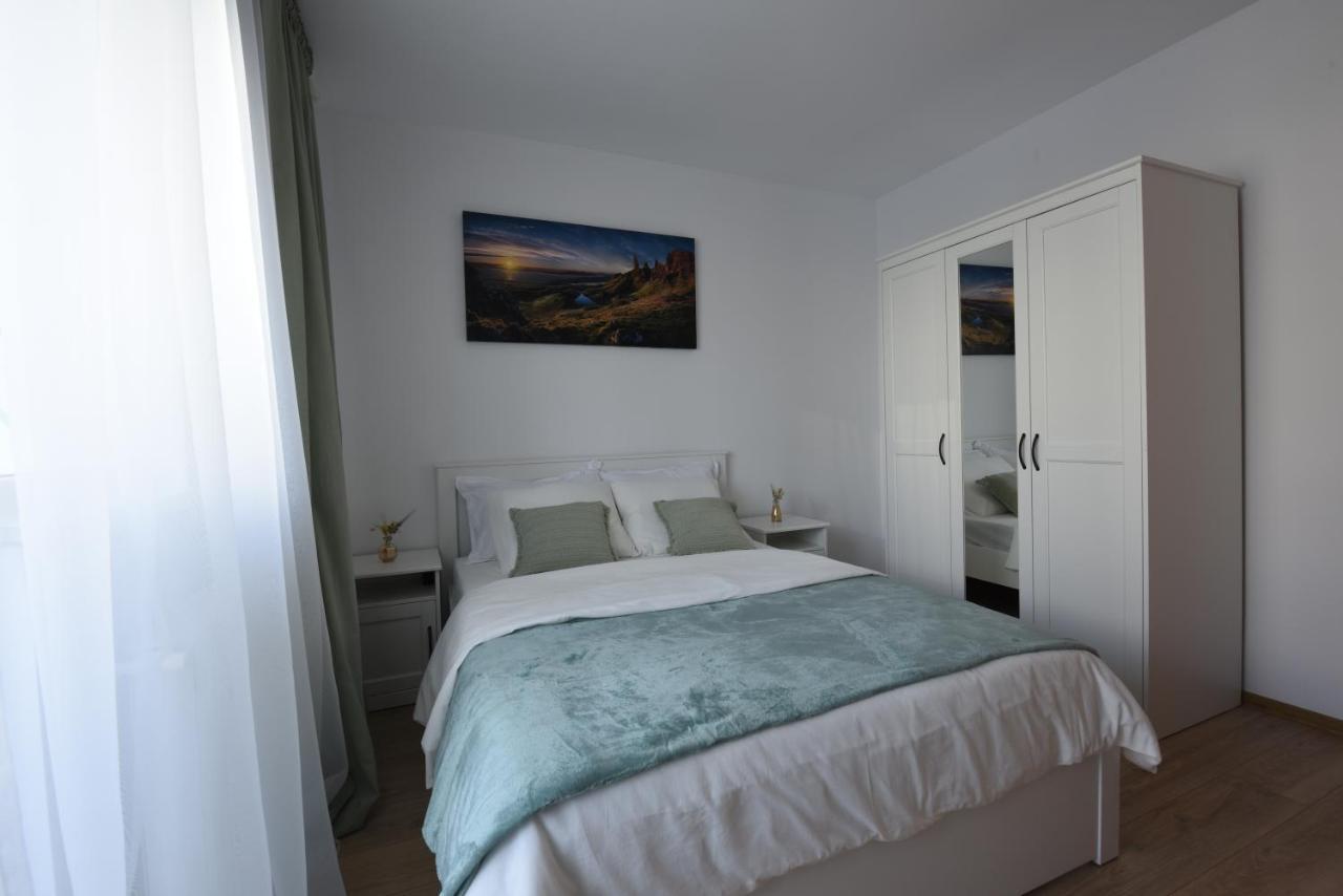 Ketal Apartment Брашов Екстериор снимка