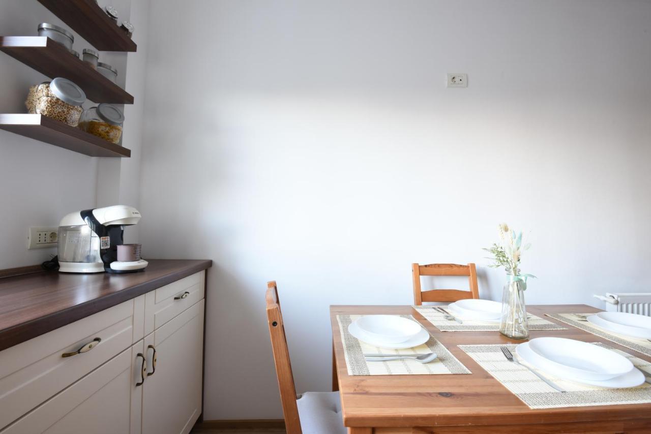 Ketal Apartment Брашов Екстериор снимка