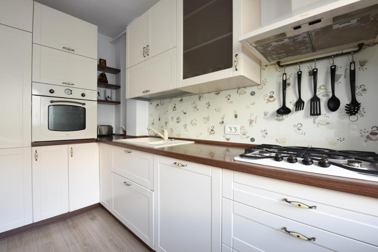 Ketal Apartment Брашов Екстериор снимка
