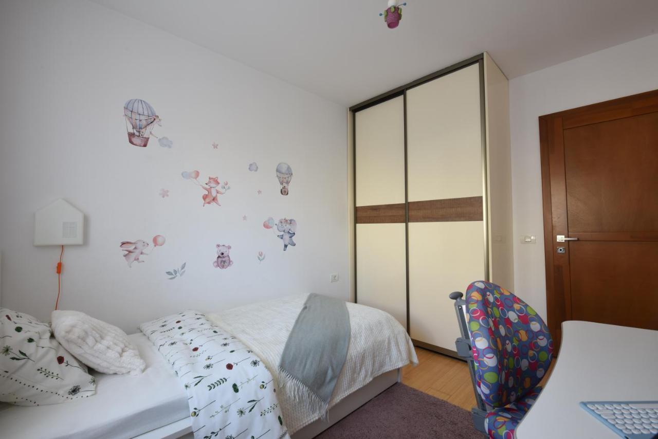 Ketal Apartment Брашов Екстериор снимка