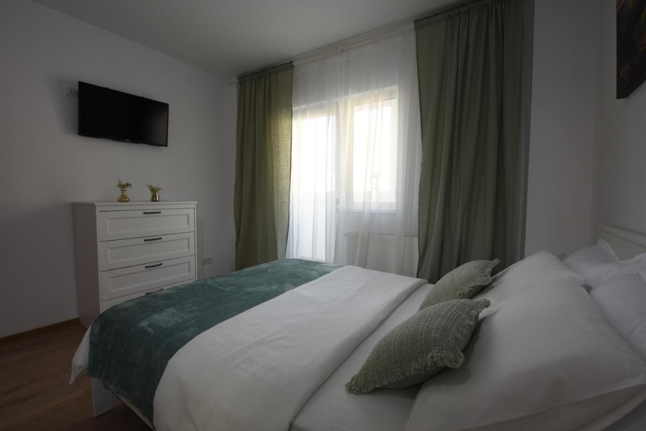 Ketal Apartment Брашов Екстериор снимка